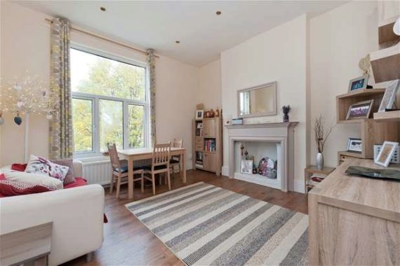 2 Bedroom Flat